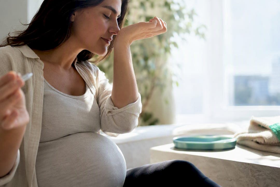 1–3 Sprays and Samples: Shop Perfume Safely During Pregnancy