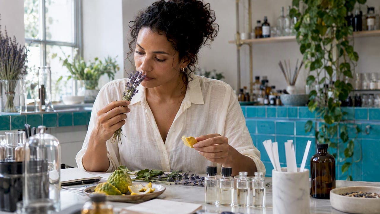 Natural vs Synthetic Fragrances: What Really Differs